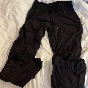 Lululemon black dance studio size 8 women’s pants